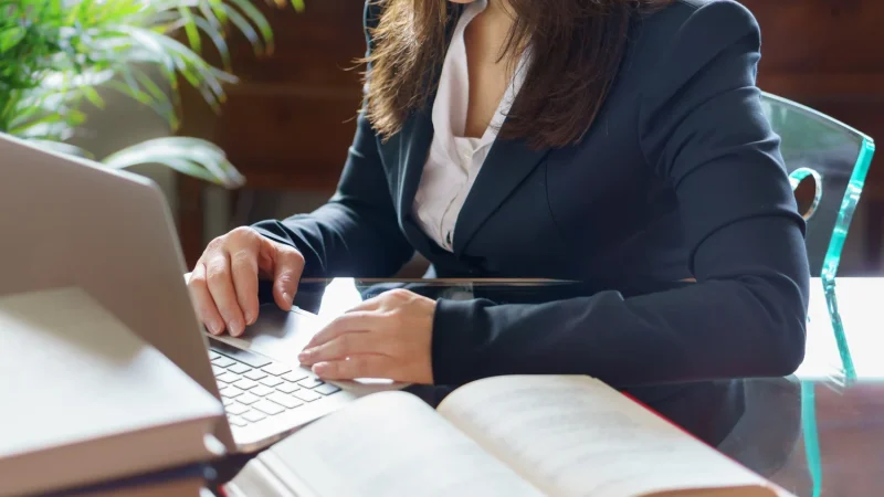 Get Access to Professional Legal Advice with Free Consultations from Local Lawyers