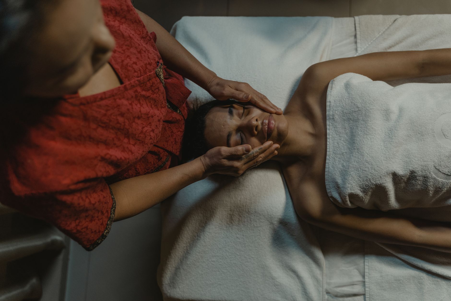 Decoding Toronto’s Escort Industry: A Deep Dive