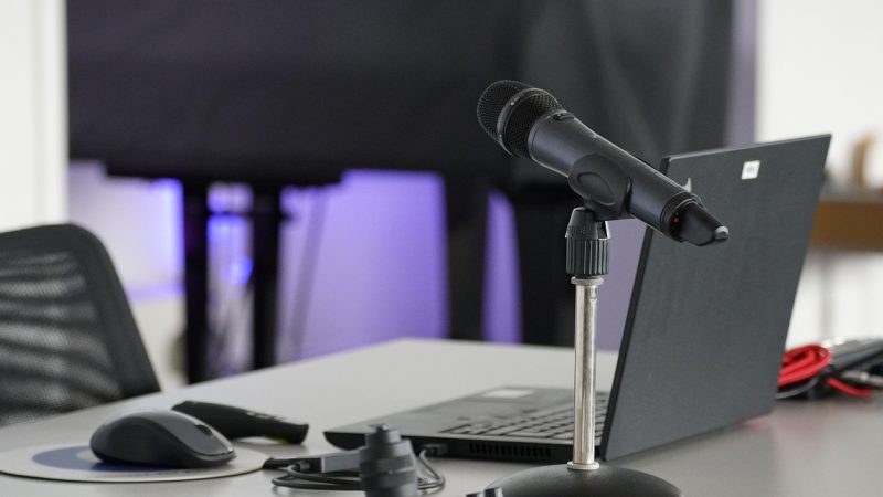 Explore Creative Freedom and Expression Through Uncensored AI Conversations