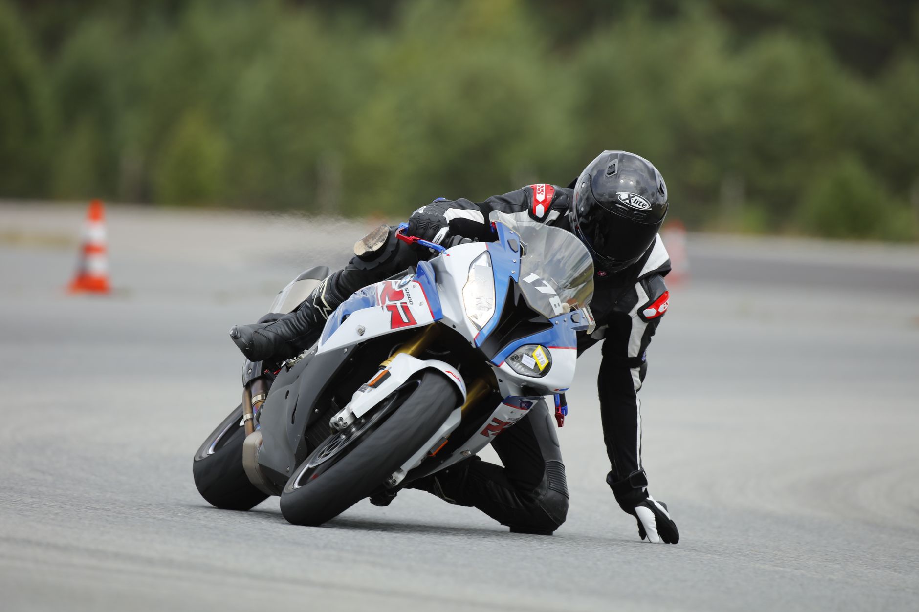 BMW F 450 RR: The Best Lightweight Supersport Bike Unveiled