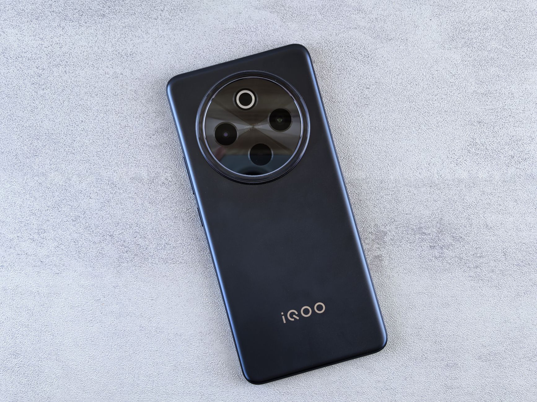 iQOO Neo 12 Specs: The Best 2K Display and Battery Power