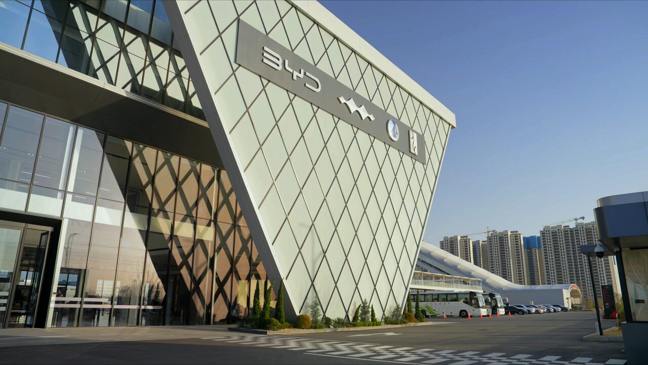 Luxury EV features: BYD’s Proven New Addition